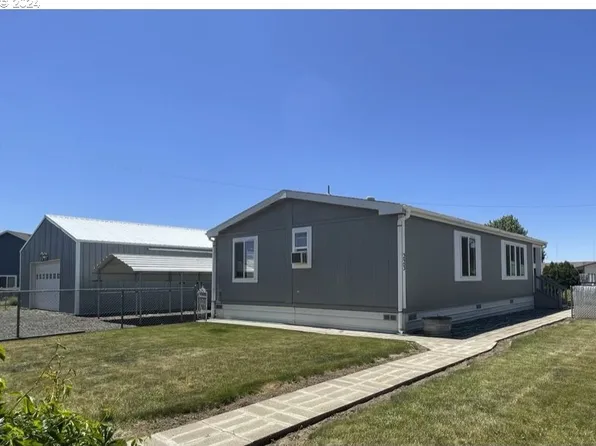 223 NE 43rd St, Pendleton, OR 97801