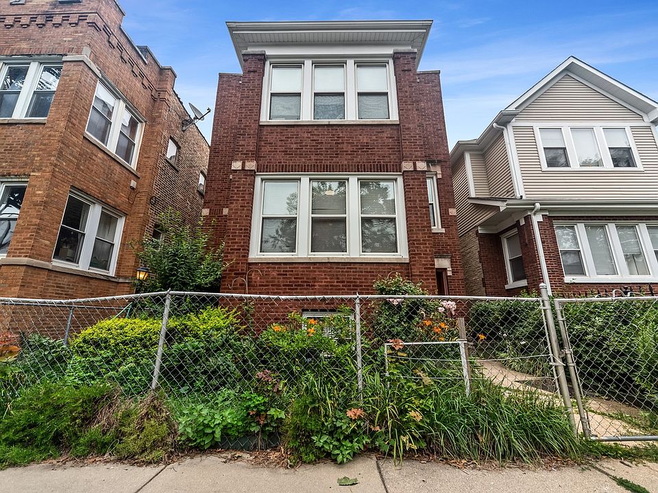 1st image of 5017 N Sawyer Ave #G