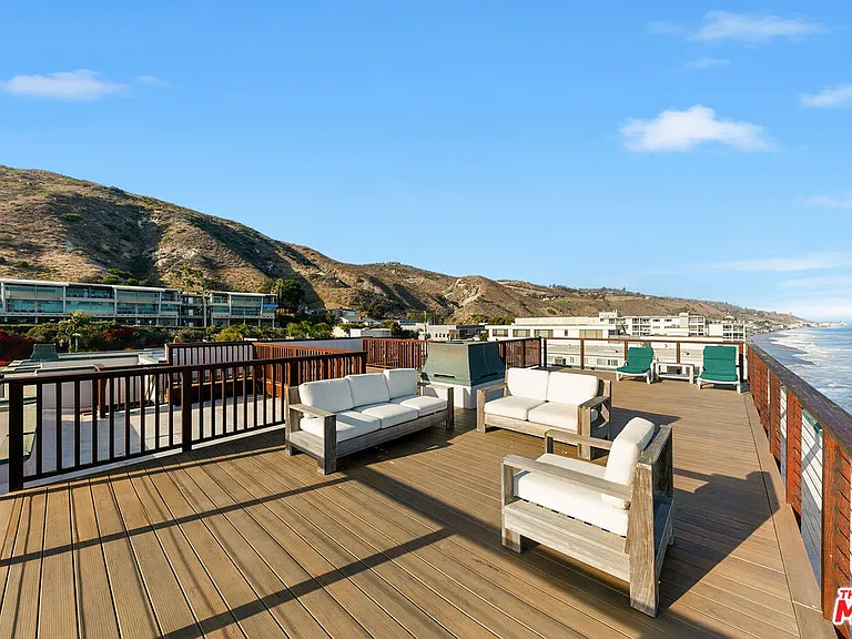 22630 Pacific Coast Hwy #1 — Photo 29