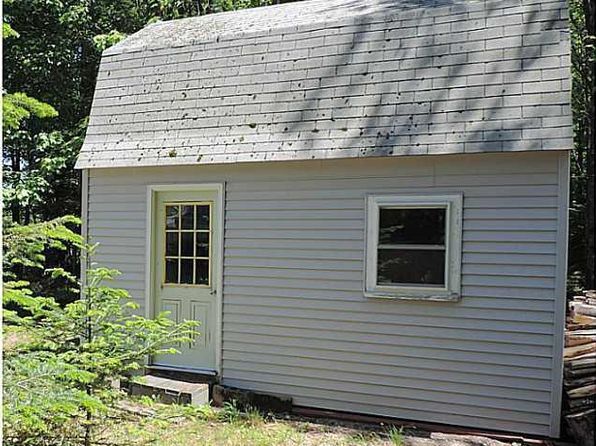 13 Viola Lane, Buxton, ME 04093