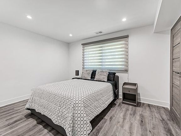 3rd image of 516 W Ida Ct #1