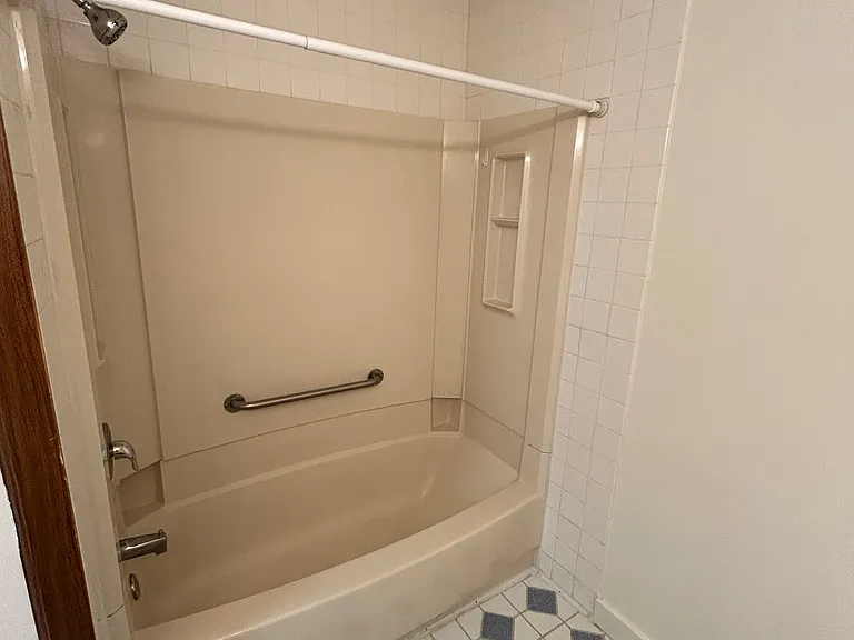 2326 Hillcrest Dr #2326 — Photo 14