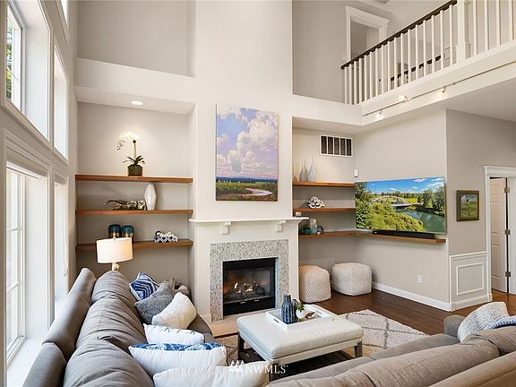 4th image of 22958 SE 43rd Pl