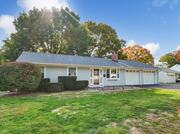 6 Spindrift Lane, Milford, CT 06460