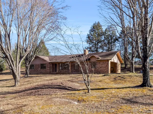 1326 Bills Creek Rd, Lake Lure, NC 28746