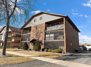 8160 168th Pl APT 2W, Tinley Park, IL 60477