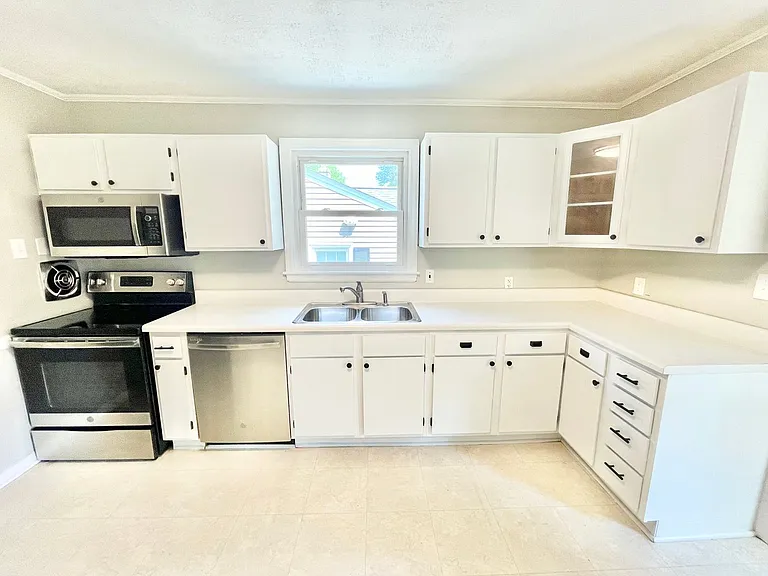 2306 Dellwood Dr — Photo 15