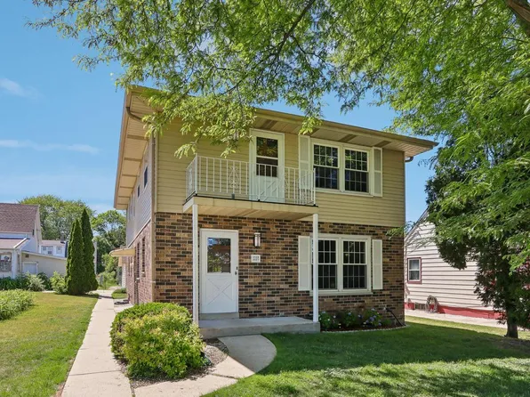 3557 S 33rd STREET #3559, Greenfield, WI 53221