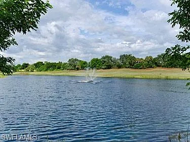 2 bed, 2.0 bath, 1592 sqft, $7,500 — Photo 2