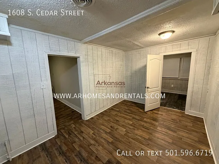 1608 S Cedar St — Photo 13