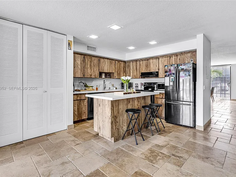 1424 NW 113th Way — Photo 15