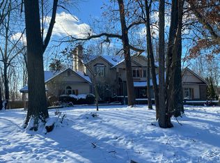 10750 Culver Rd, Brighton, MI 48114