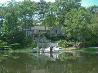 39 Merchant Ave, Yarmouth Port, MA 02675