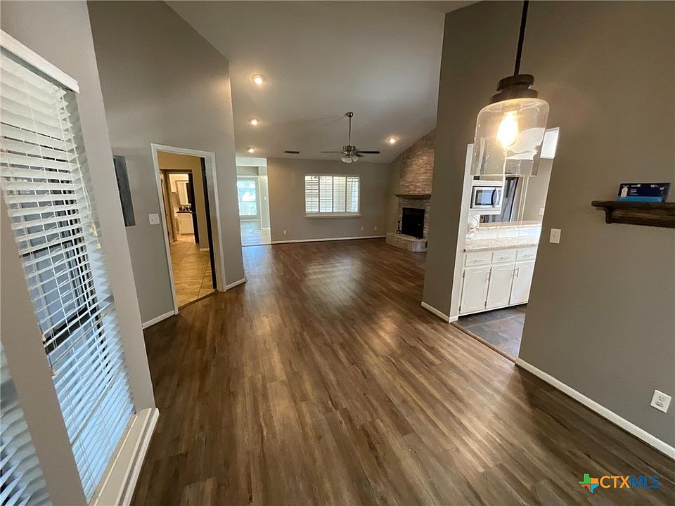 1st image of 519 Rattan Dr
