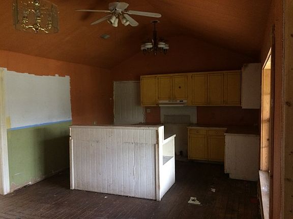 4th image of 727 W Leona St