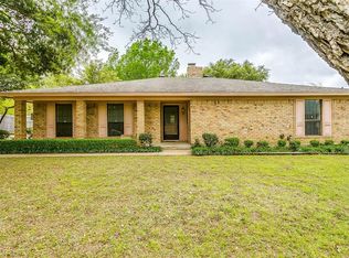 102 Jean Ln, Burleson, TX 76028
