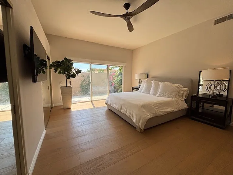 15 Pebble Beach Dr — Photo 8
