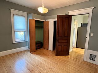 2627 N Murray Ave, Milwaukee, WI 53211