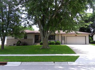 1326 High Ridge Rd, Carroll, IA 51401