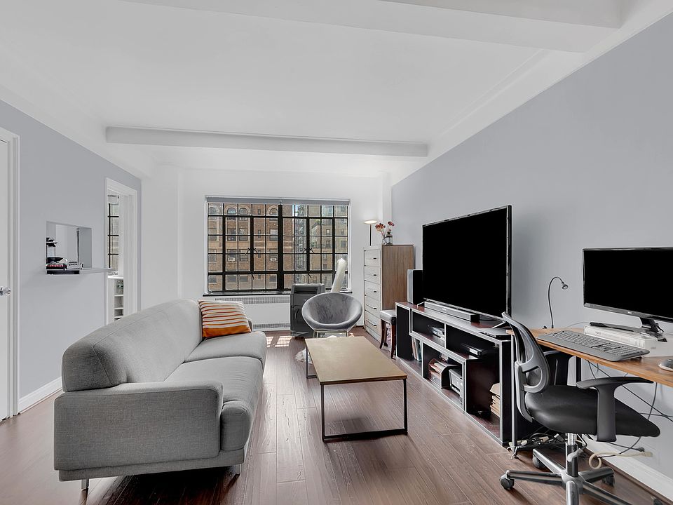 1st image of 10 Park Ave #14H