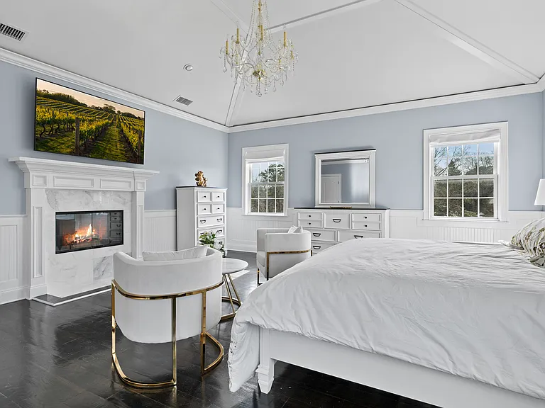490 Montauk Hwy — Photo 23
