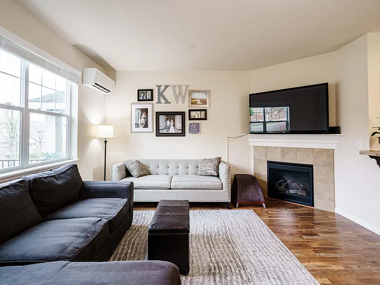 15764 SE Misty Dr — Photo 5