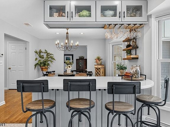 4th image of 14 Bradford Lane