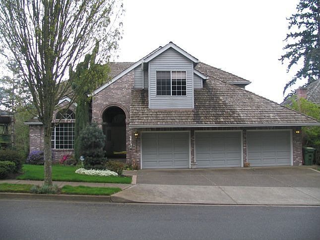 More photos: http://www.johnlscott.com/PropertyDetail.aspx?GroupID=42406220&Li