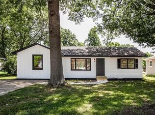 1429 S Willow St, Ottawa, KS 66067