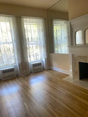 Rented by FirstService Realty (legacy) | media 1