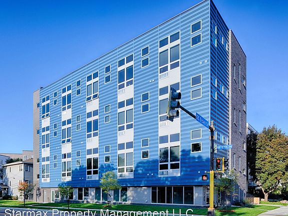 3rd image of 2630 Essex St SE #410