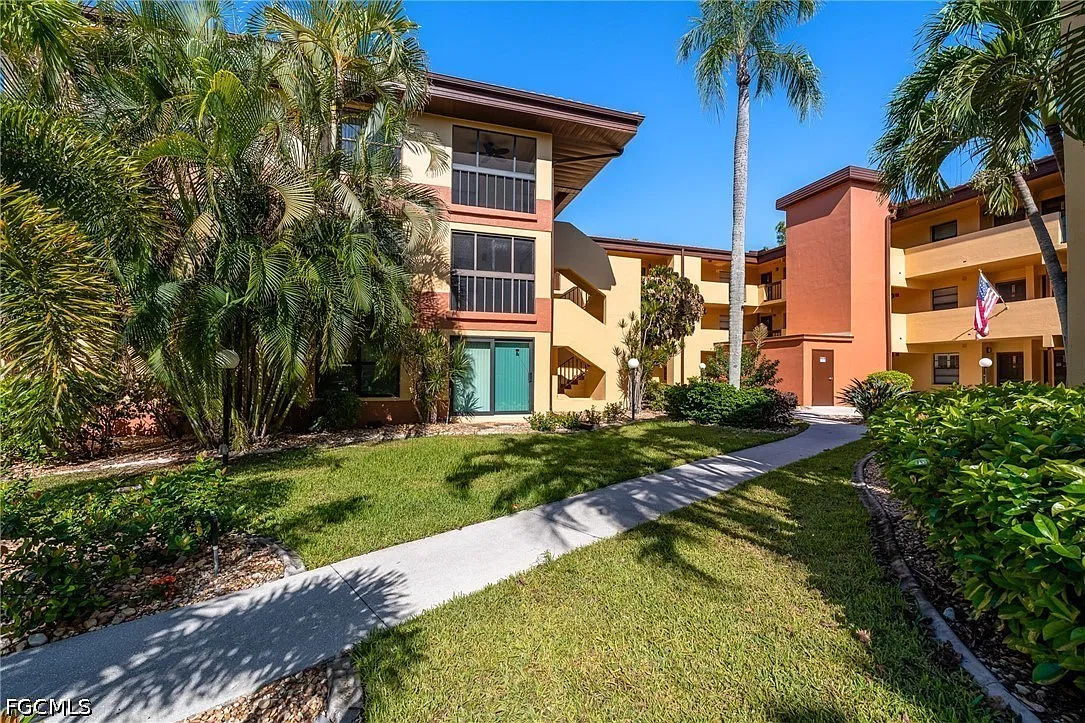 6142 Whiskey Creek Dr — Photo 1