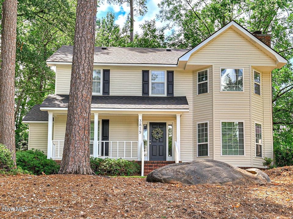 1st image of 3819 Villa Lane