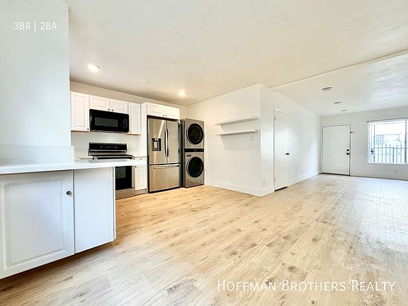 3rd image of 2053 S Corning St #2