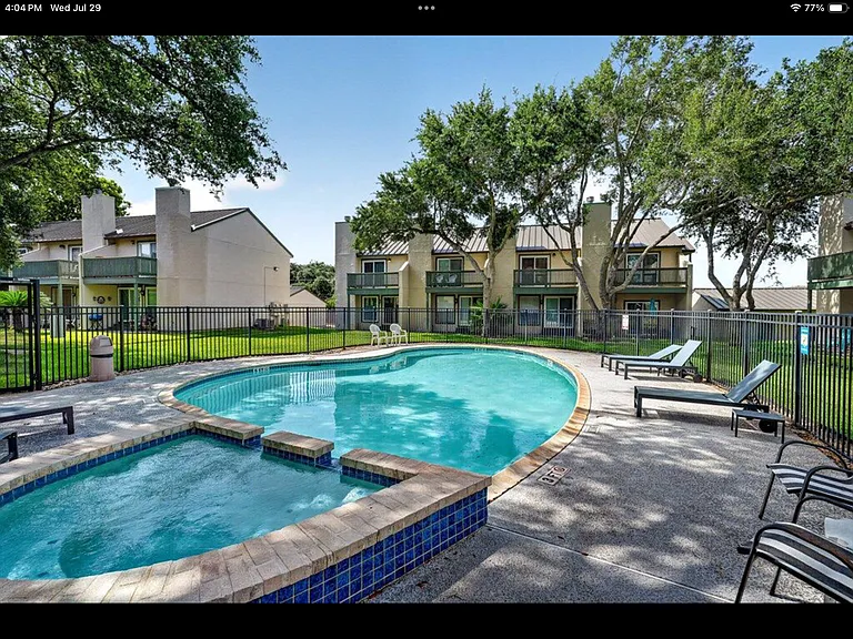 302 Saint Andrews St #105D — Photo 21