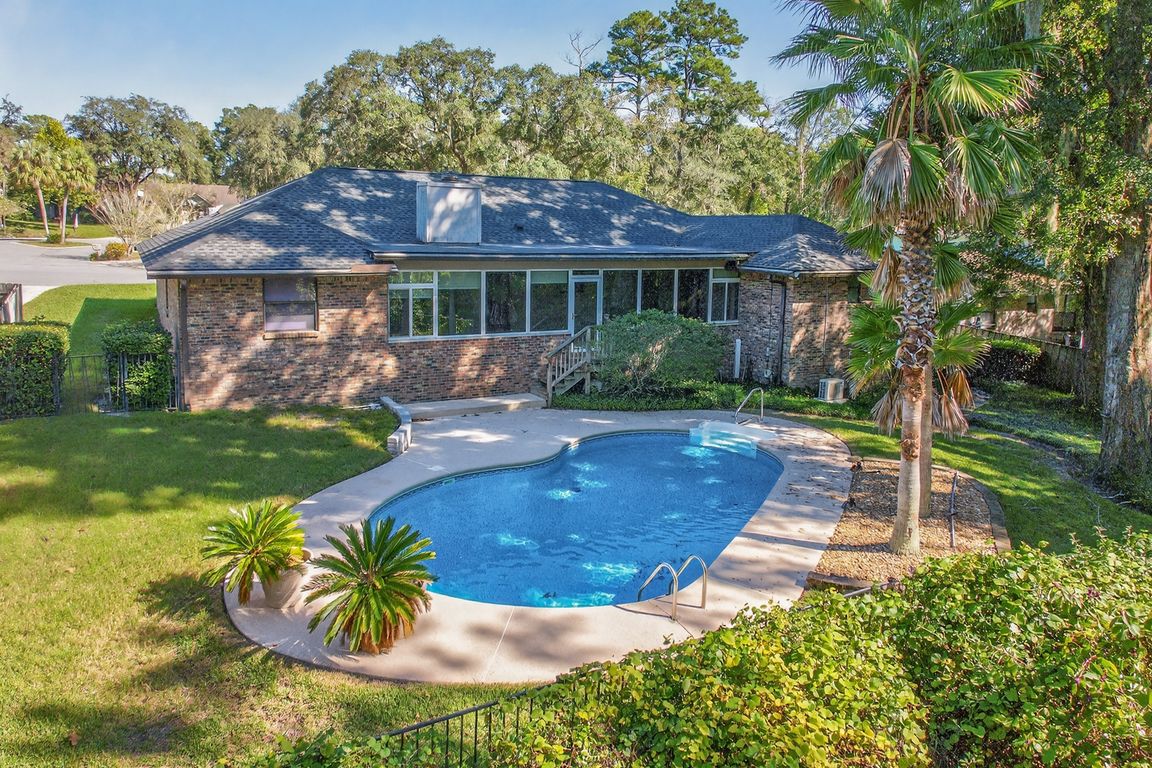 next background image