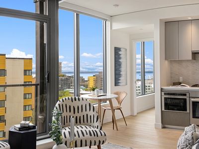 2510 6th Avenue #1606, Seattle, WA, 98121