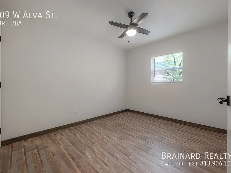 309 W Alva St — Photo 23
