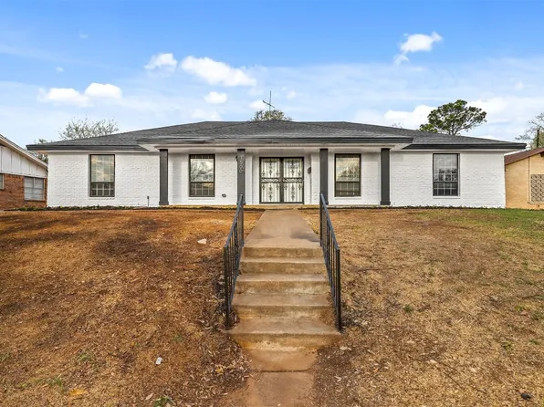 7500 Camelot Rd, Fort Worth, TX 76134