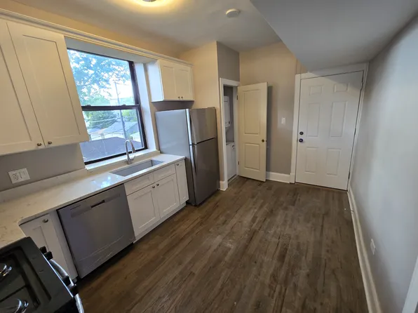 4706 N Leavitt St APT 1, Chicago, IL 60625