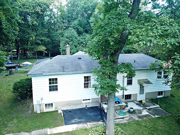 2nd image of 13365 W 159th St