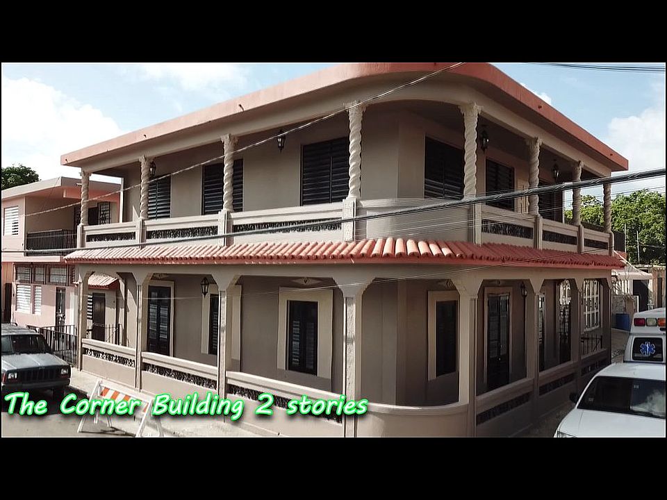 3  buildings + house w patio
