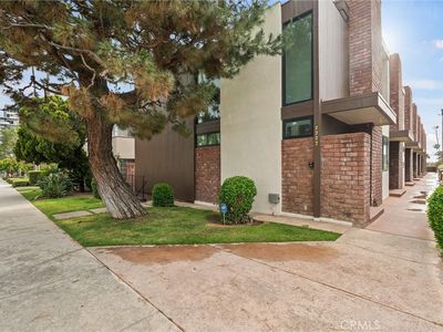 1227 N Brand Blvd, Glendale, CA, 91202