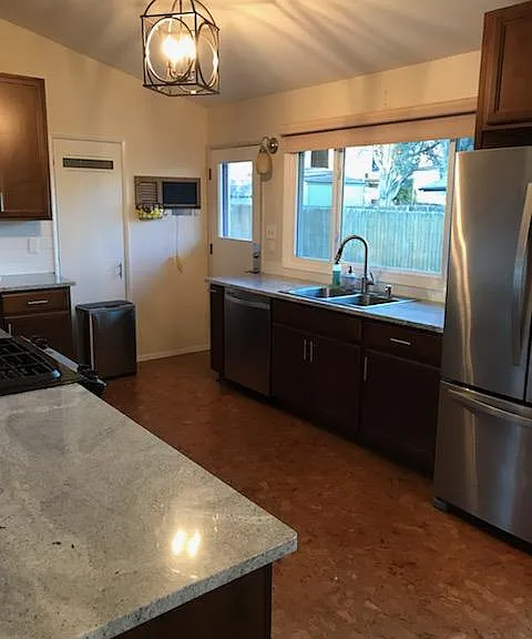 2520 Teller Ct — Photo 10