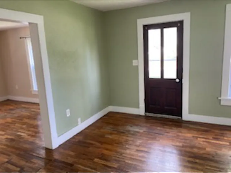 244 W 8th Ave — Photo 10