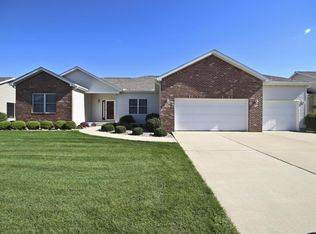 182 Jack Ln, Forsyth, IL 62535