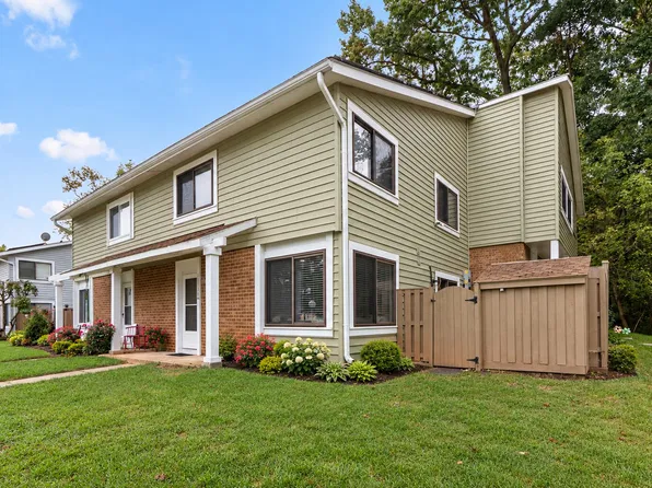 18734 Ginger Ct, Germantown, MD 20874