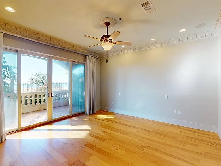 4640 W Beach Blvd #A1 — Photo 11