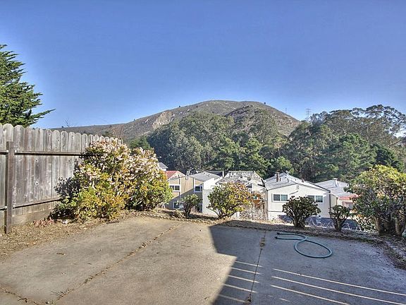 2nd image of 630 Price St