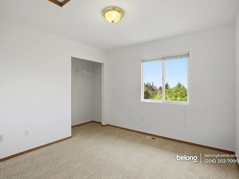 4814 72nd Dr NE — Photo 7
